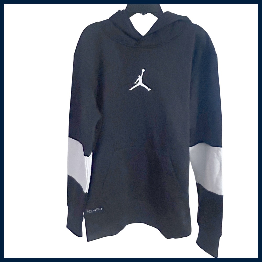 New W/Tags Nike Jordan Therma Dri-FIT Boys Hoodie‎ Black White Size M 10-12